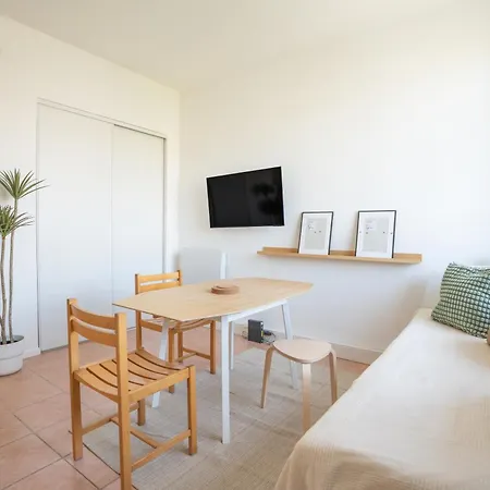 Le Petit Pasteur Yourhosthelper