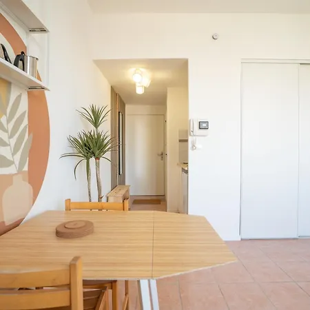 Le Petit Pasteur Yourhosthelper *